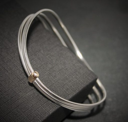wave bangle
