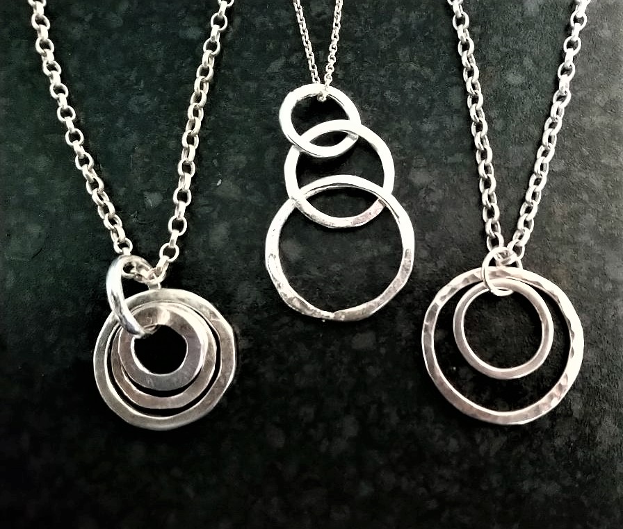 circles pendant