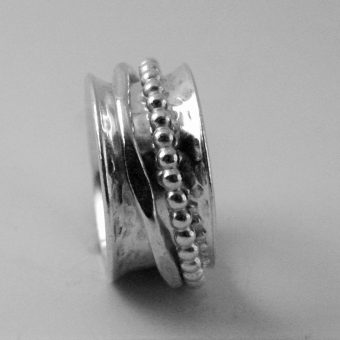 silver spinner ring