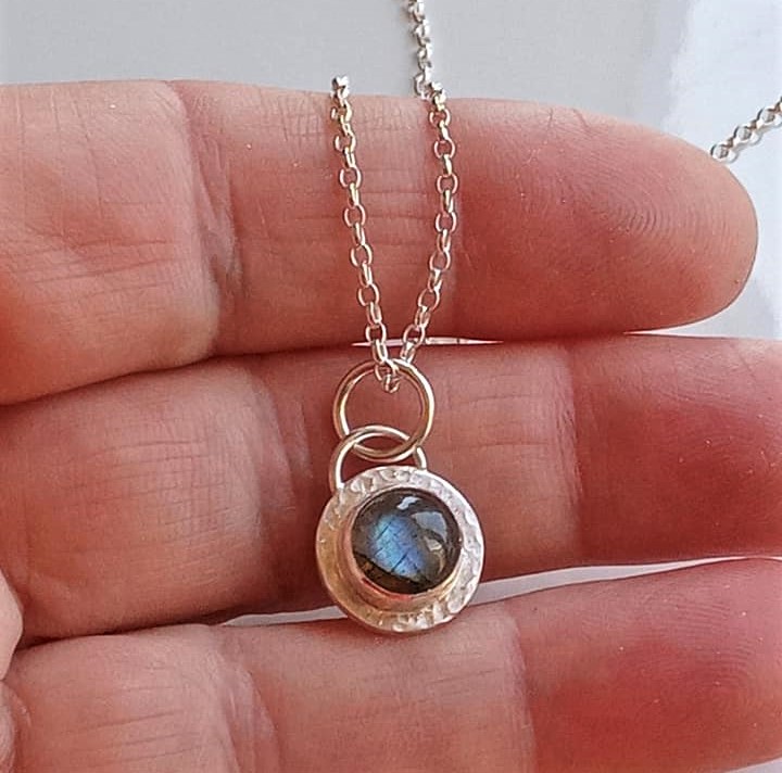 labradorite pendant