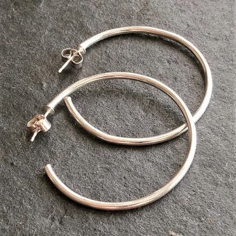 smooth hoop earrings