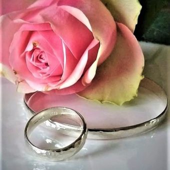 hammered ring