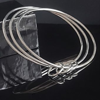 triple bangle